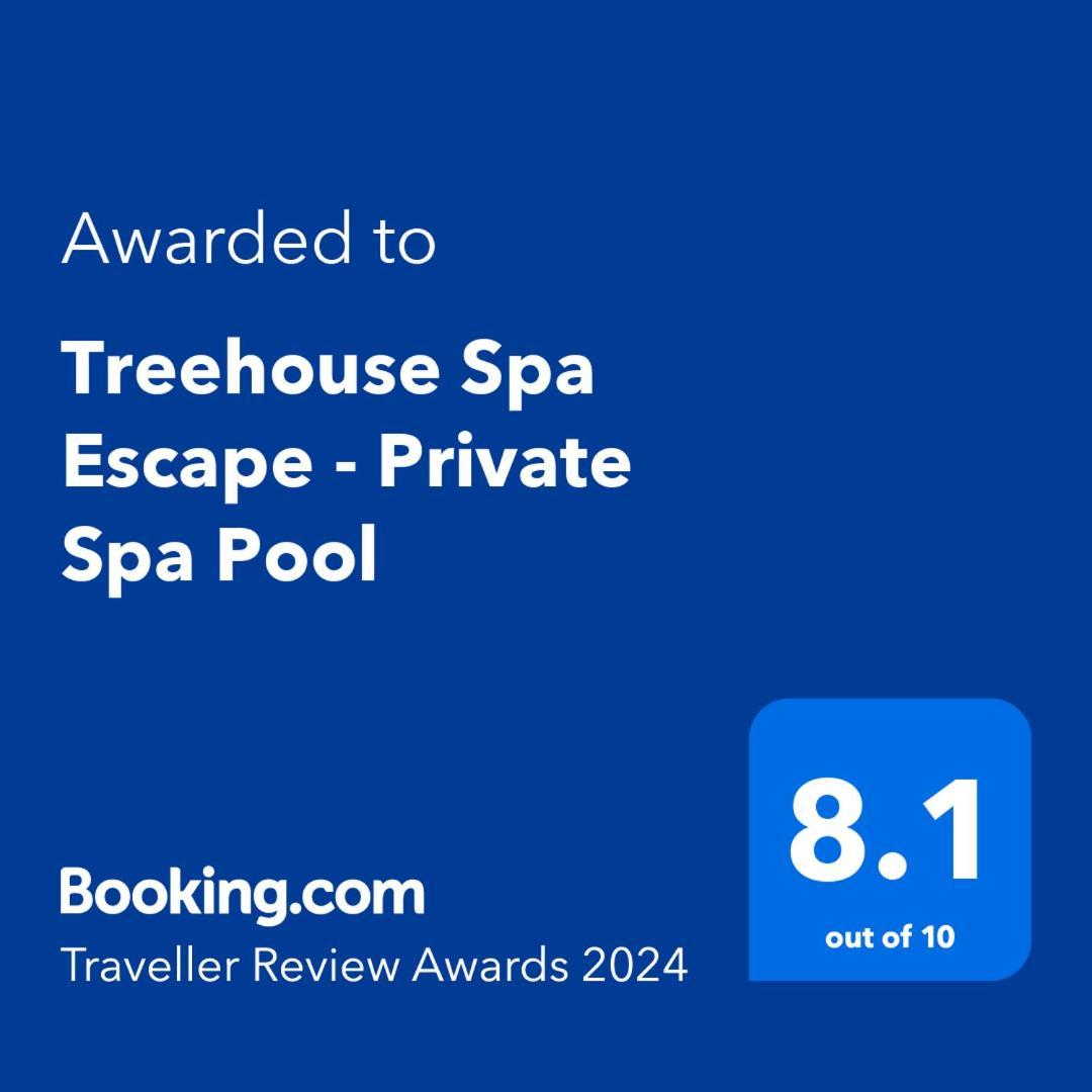 Treehouse Spa Escape - Private Spa Pool クイーンズタウン エクステリア 写真